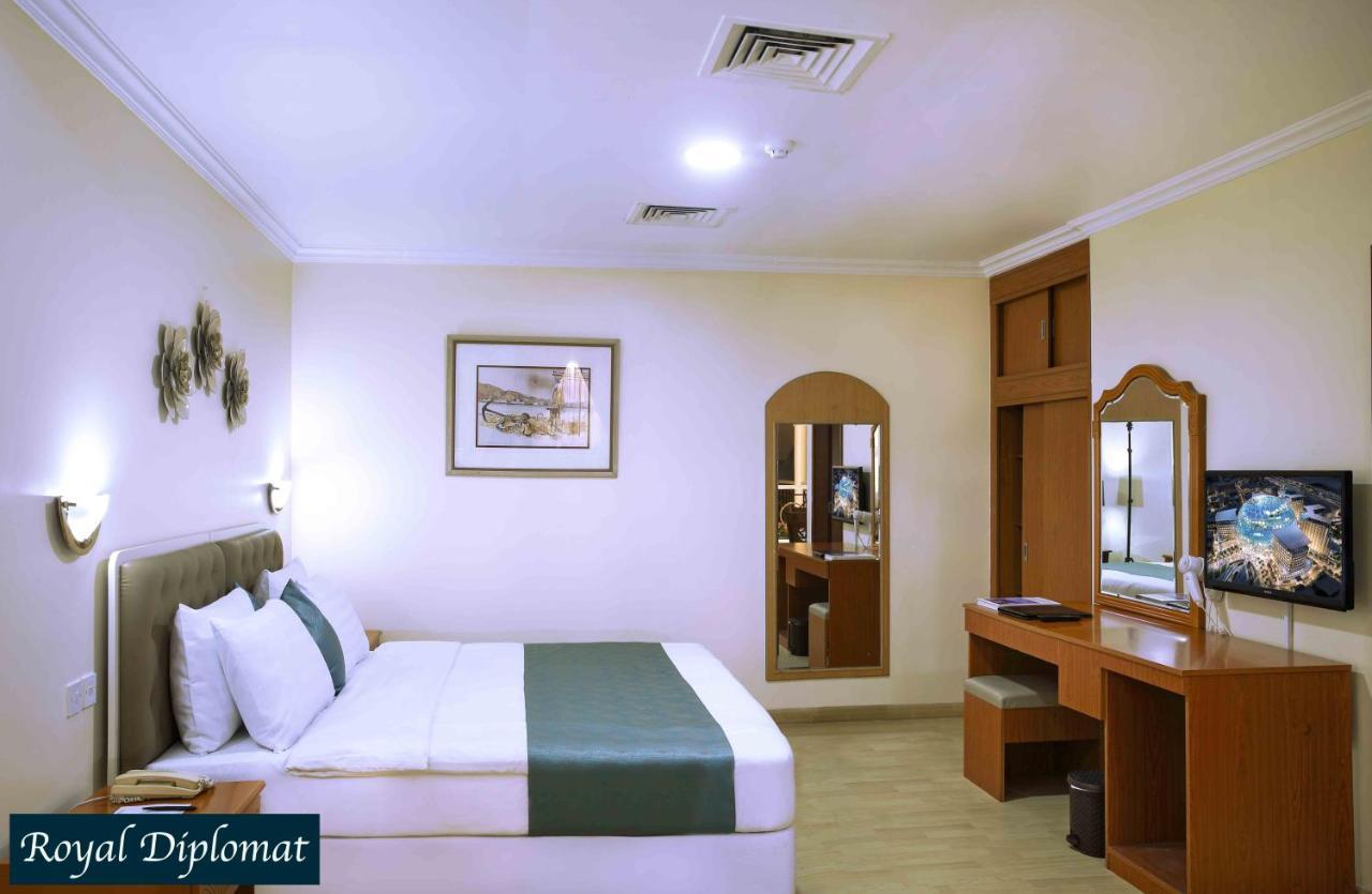 Al Seef Hotel Sharjah Exteriör bild