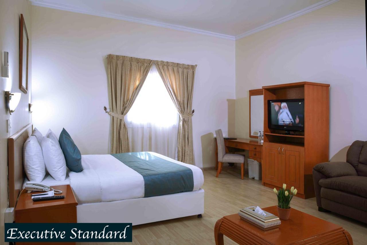 Al Seef Hotel Sharjah Exteriör bild