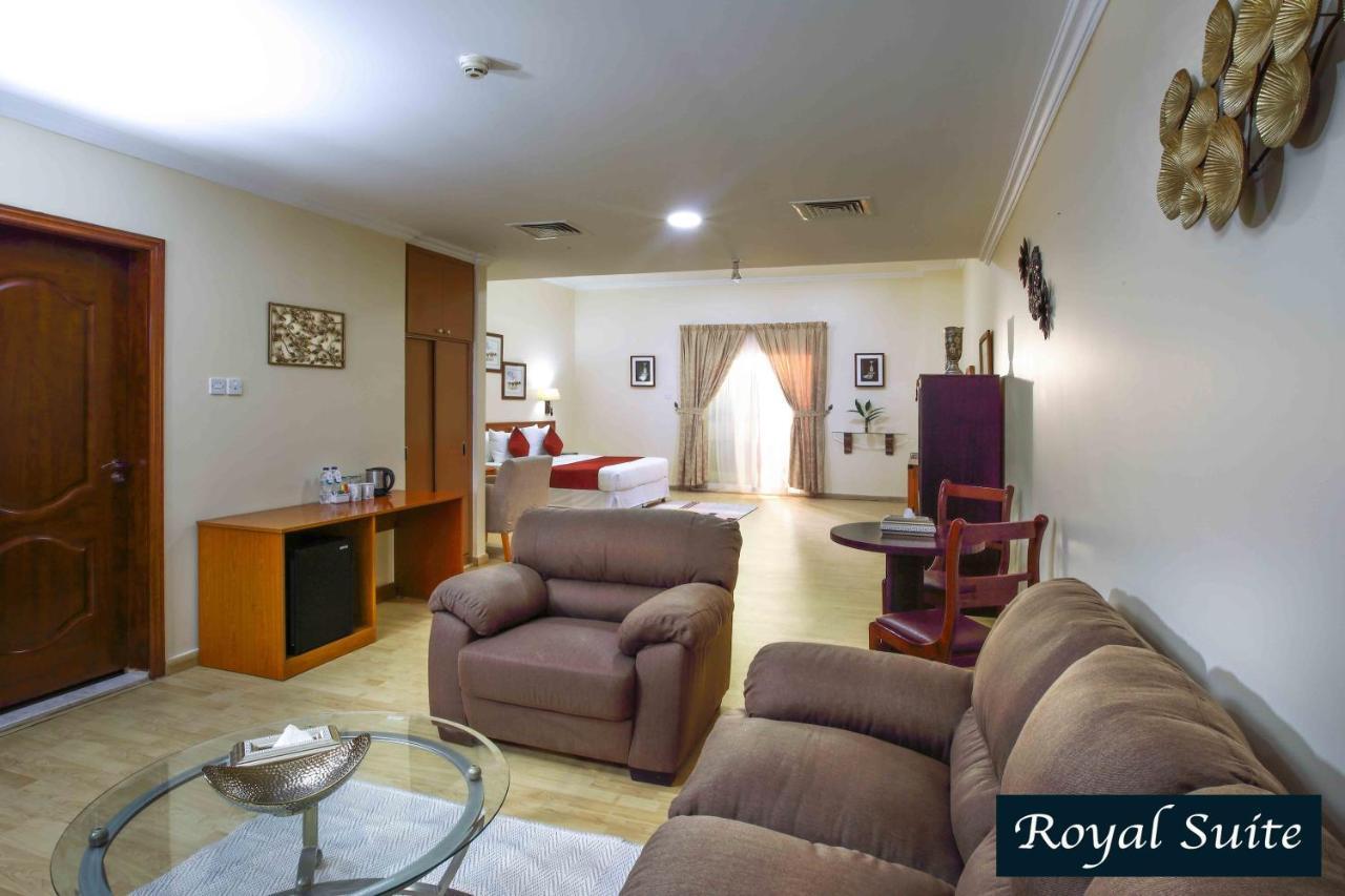 Al Seef Hotel Sharjah Exteriör bild
