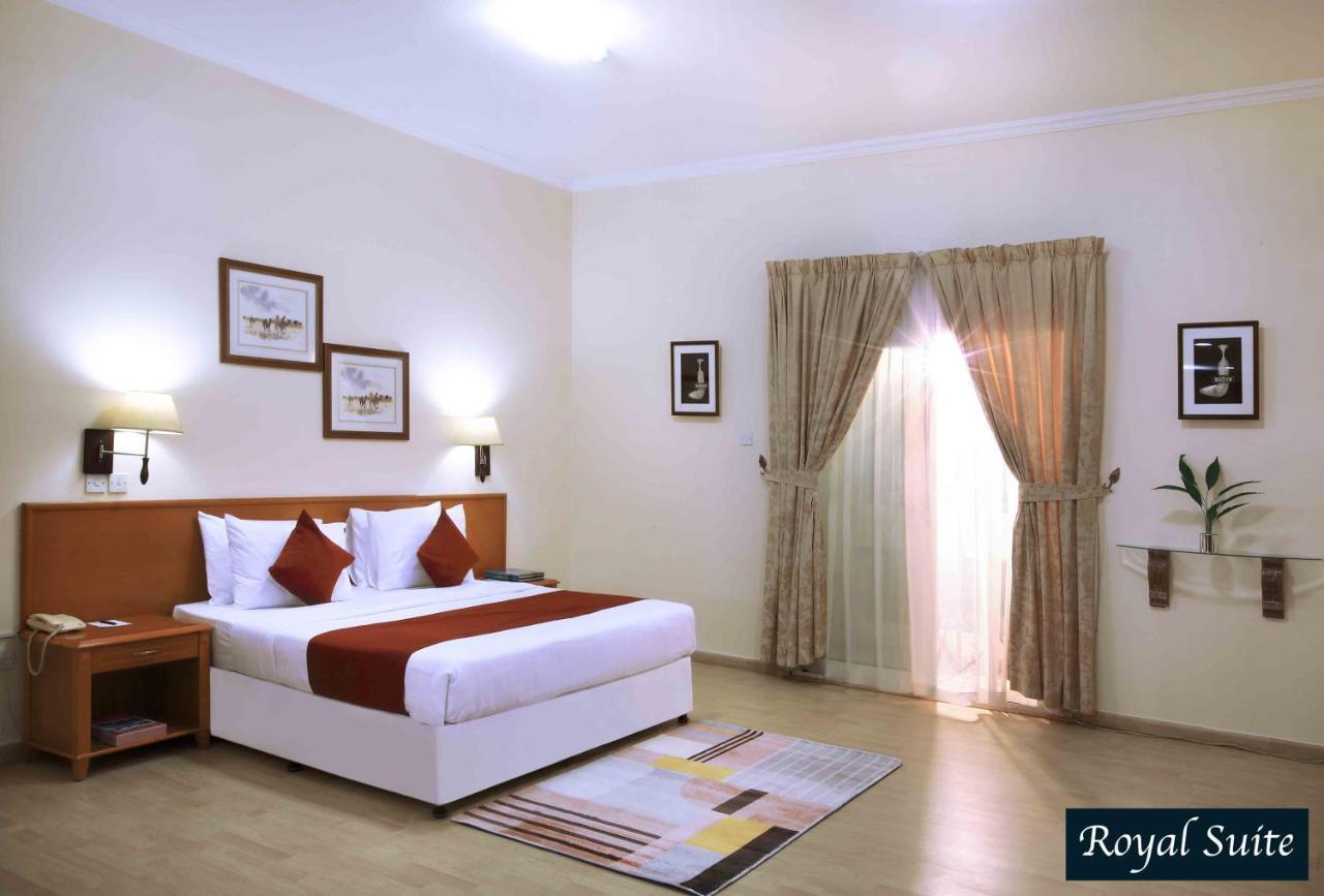 Al Seef Hotel Sharjah Exteriör bild