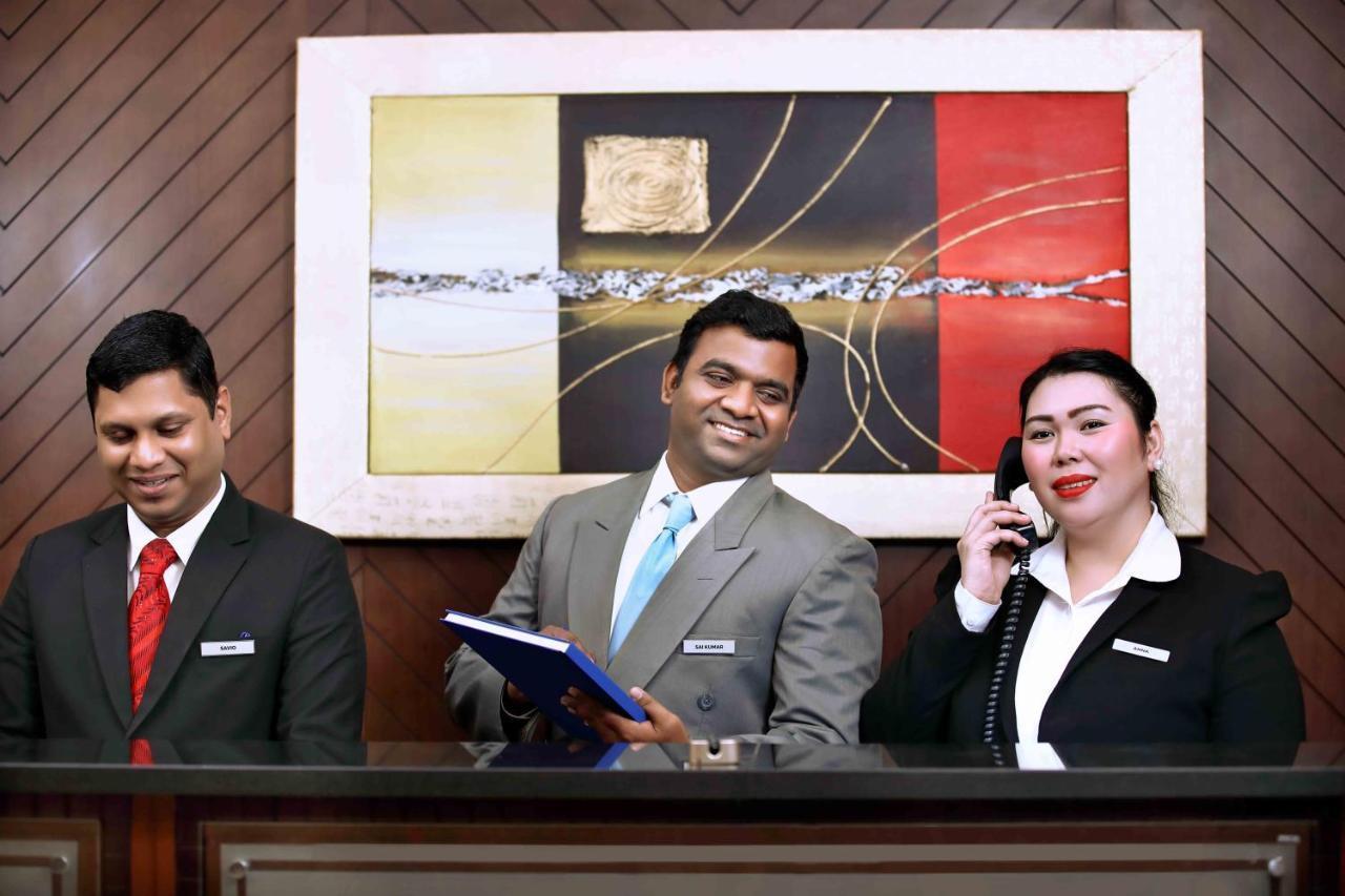 Al Seef Hotel Sharjah Exteriör bild