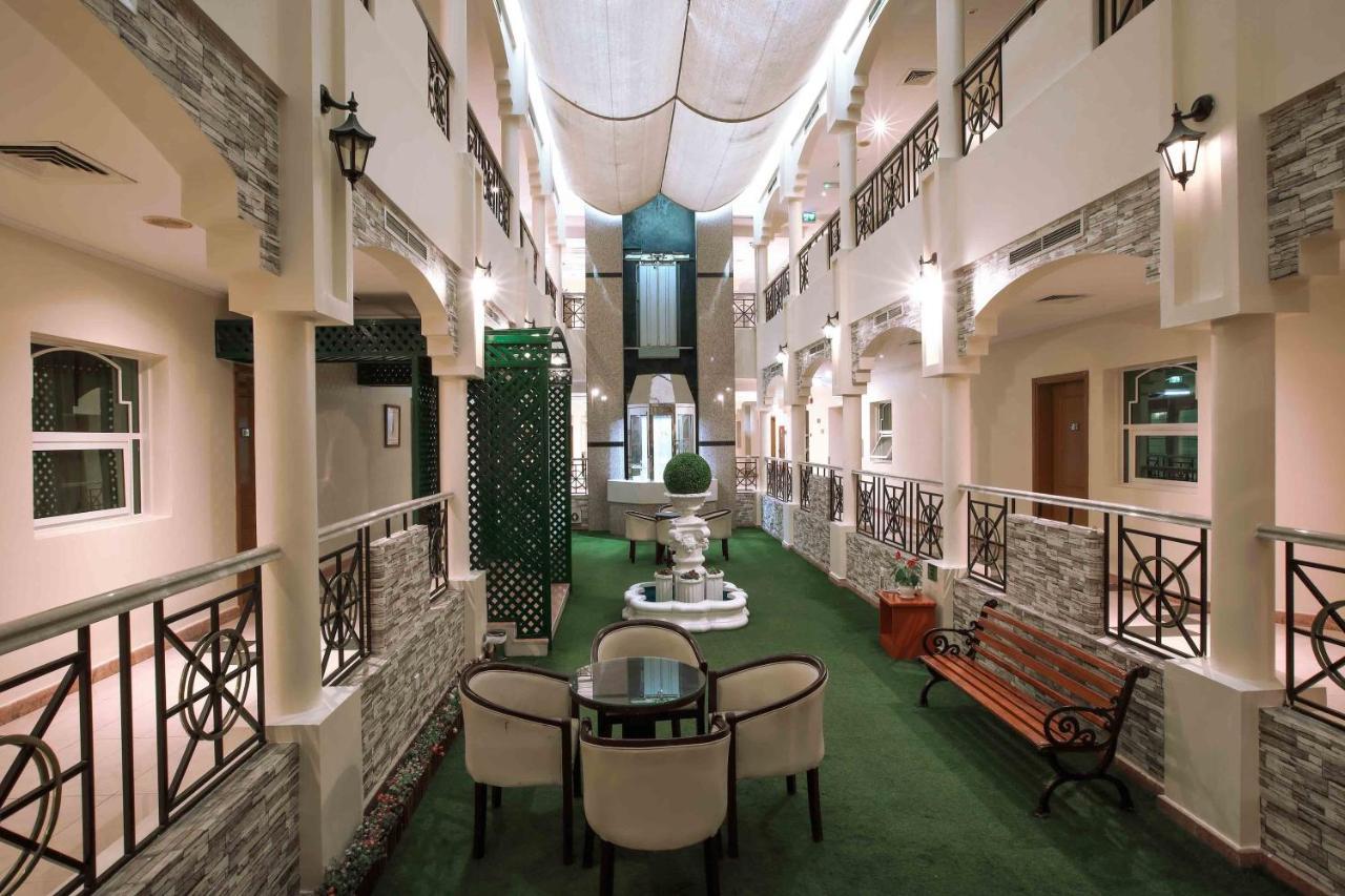 Al Seef Hotel Sharjah Exteriör bild