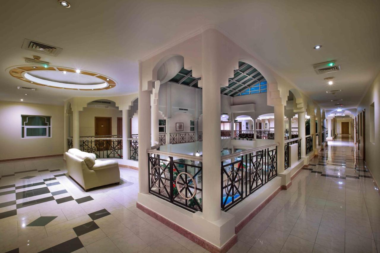 Al Seef Hotel Sharjah Exteriör bild