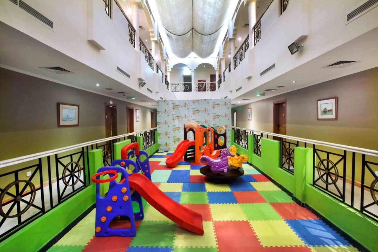Al Seef Hotel Sharjah Exteriör bild